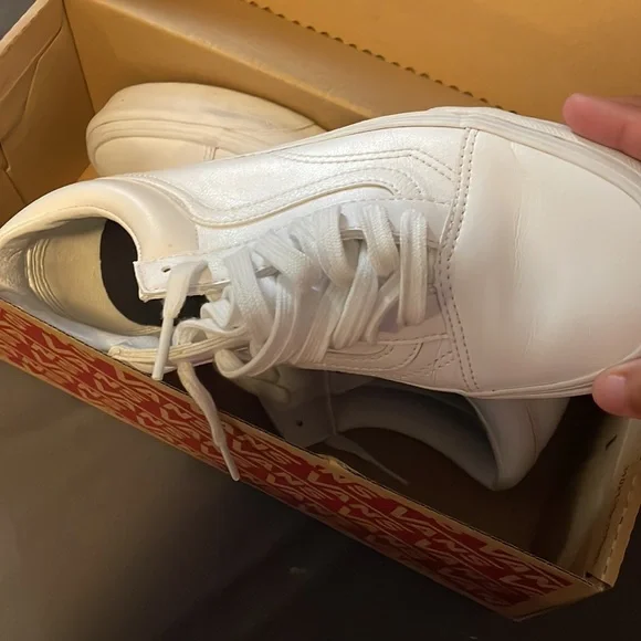 wrong material - Picture 2 of 2